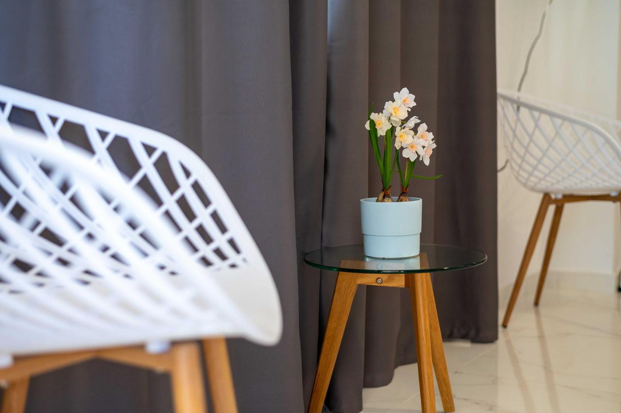 Finikas Suites & Apartments 10Min From Athens Airport Artemida  Exteriör bild
