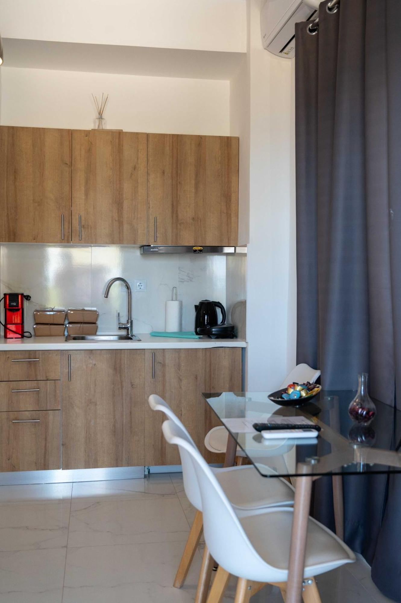 Finikas Suites & Apartments 10Min From Athens Airport Artemida  Exteriör bild