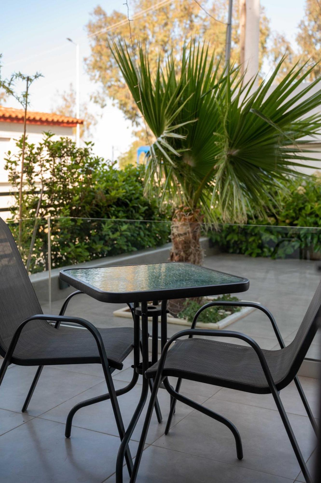 Finikas Suites & Apartments 10Min From Athens Airport Artemida  Exteriör bild