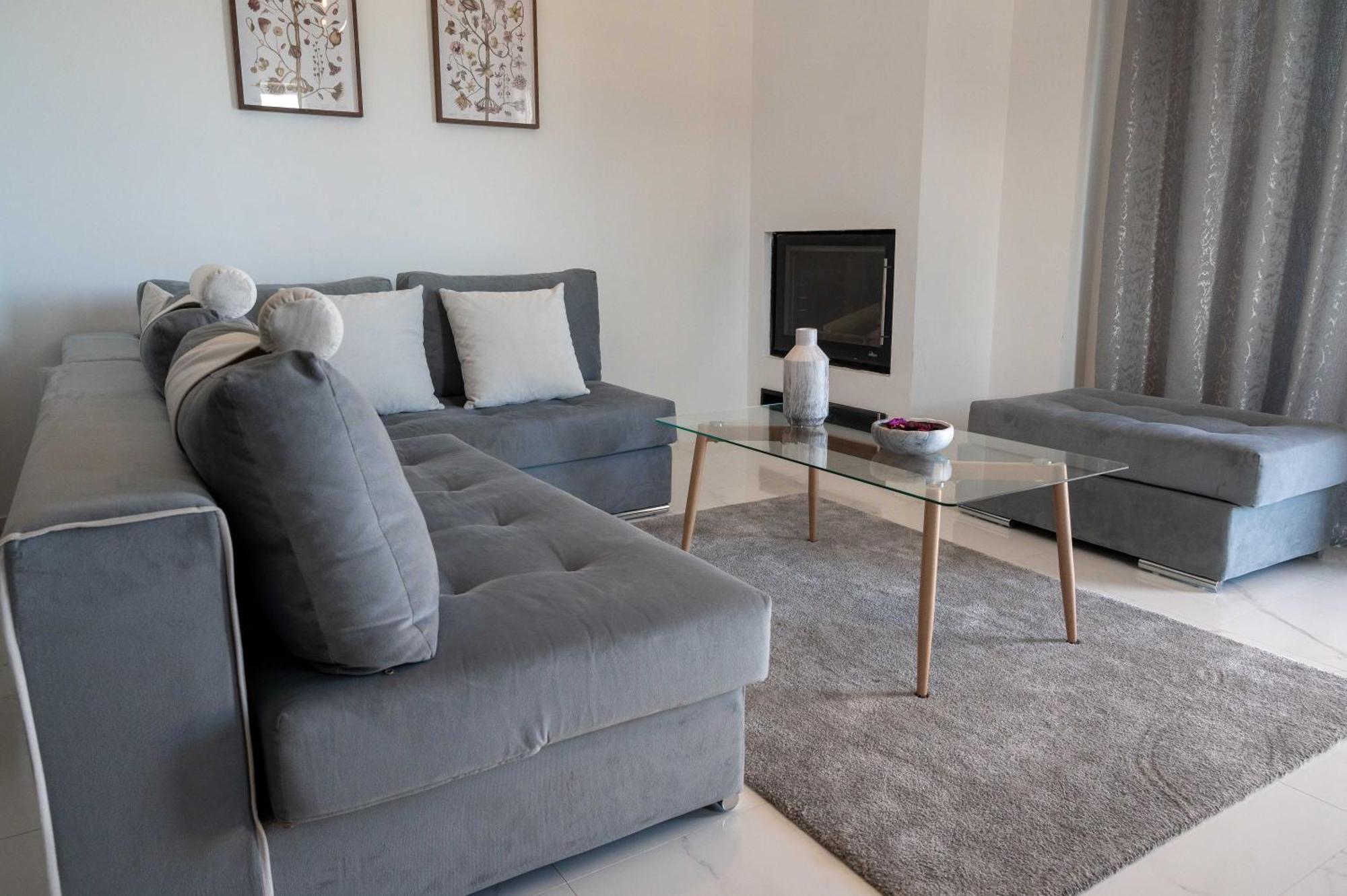 Finikas Suites & Apartments 10Min From Athens Airport Artemida  Exteriör bild